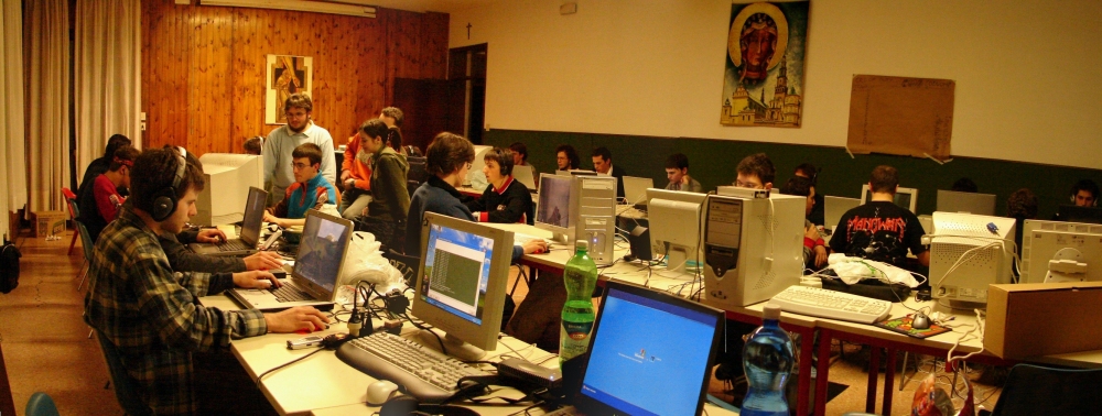 LAN party (±2005–2006)
